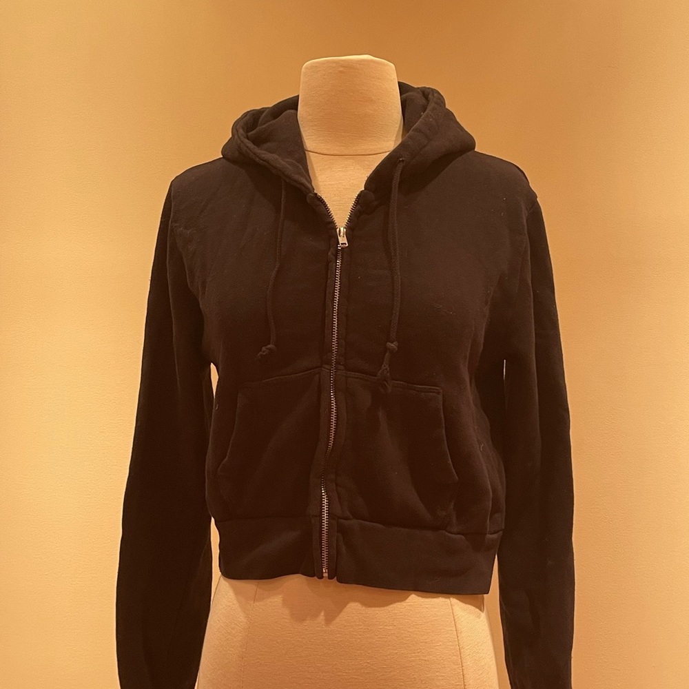 Brandy Melville cropped hoodie